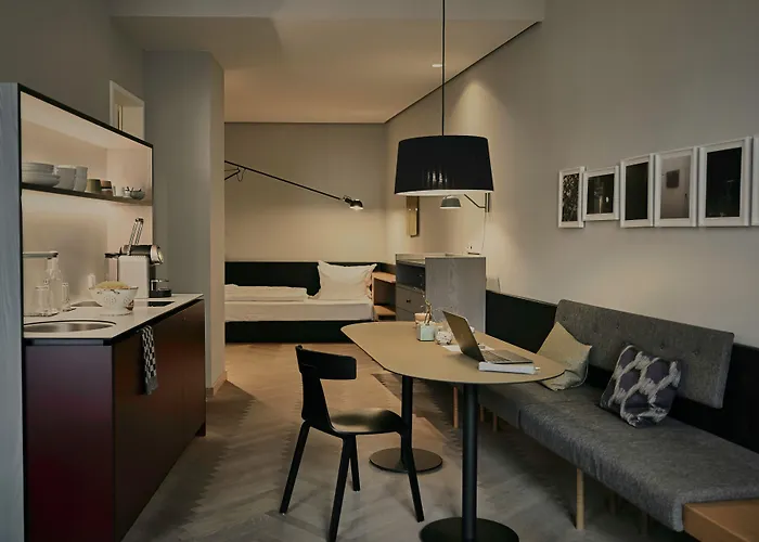 Melter Hotel & Apartments - A Neighborhood Hotel